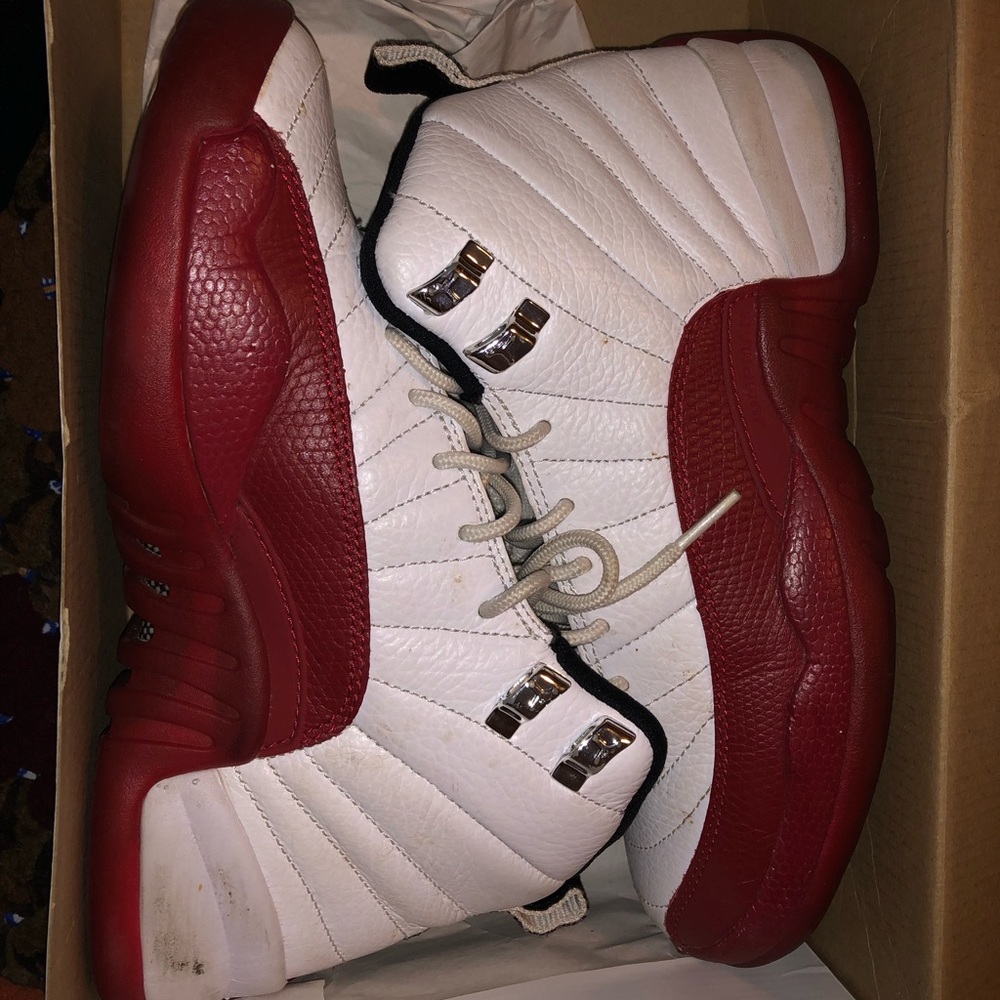 Jordan cherry 12s 🍒 5.5Y OPEN TO ALL OFFERS
